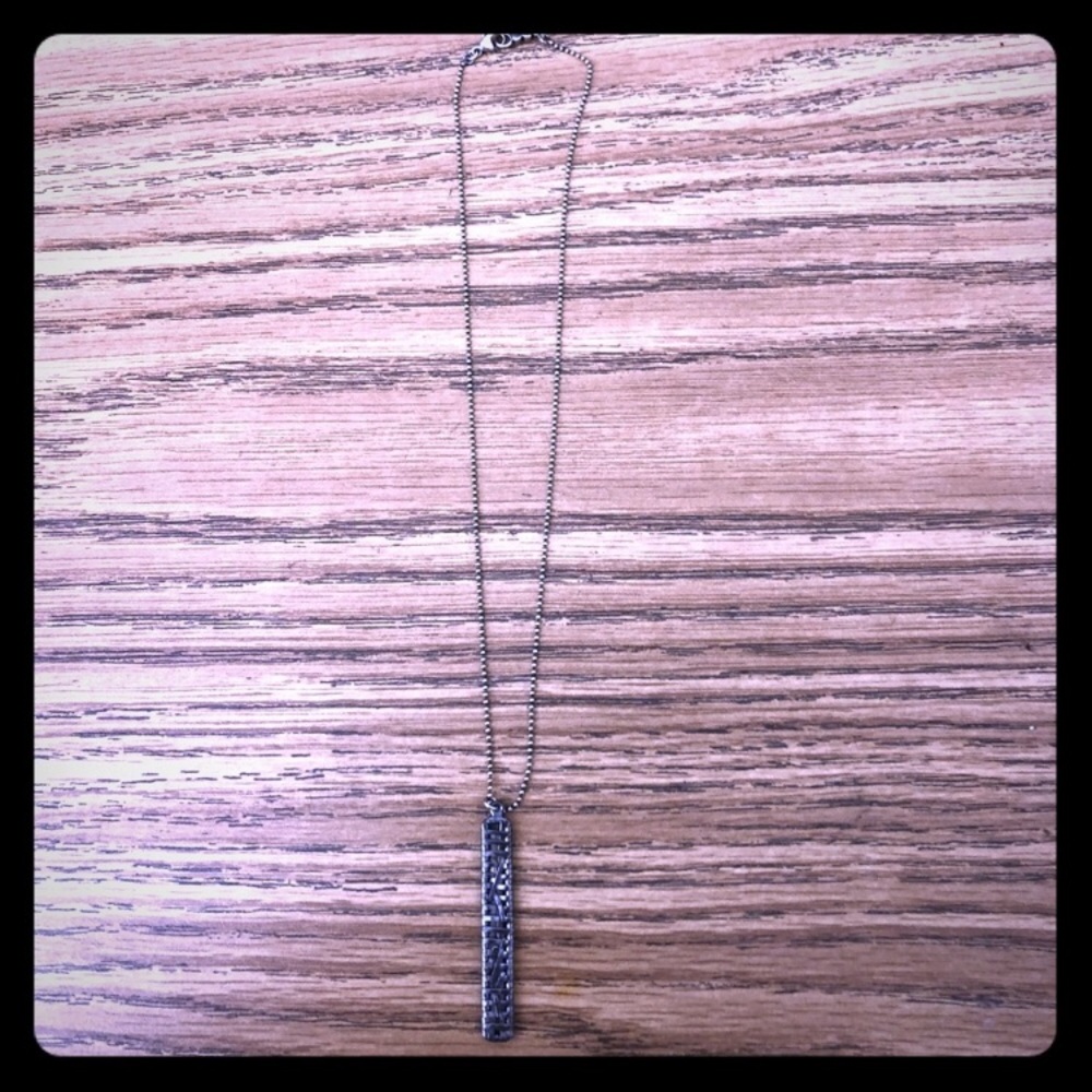 Chan luu necklace
